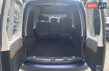 Минивэн Volkswagen Caddy 2011 в 