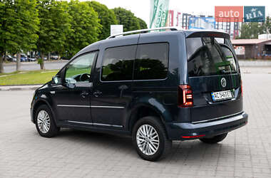 Минивэн Volkswagen Caddy 2016 в 