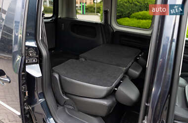 Минивэн Volkswagen Caddy 2016 в 