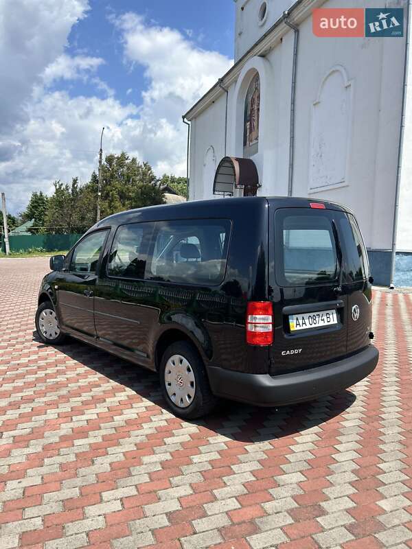 Мінівен Volkswagen Caddy 2012 в Києві