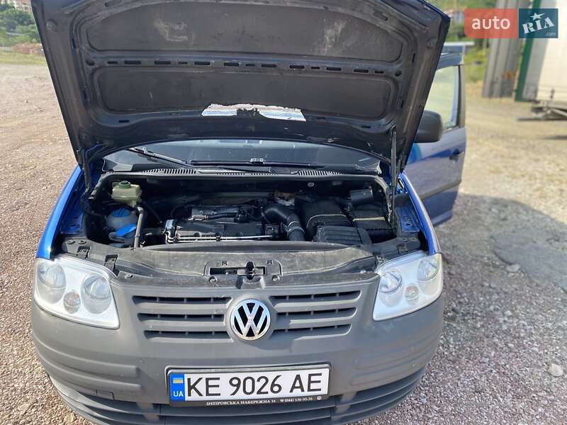 Мінівен Volkswagen Caddy 2010 в Дніпрі