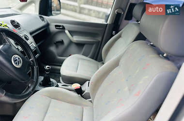 Грузопассажирский фургон Volkswagen Caddy 2004 в 