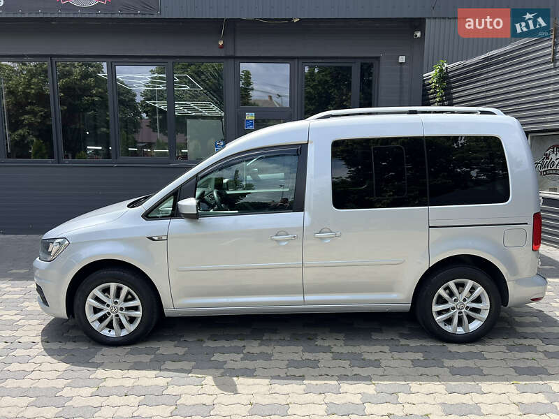 Минивэн Volkswagen Caddy 2017 в Черновцах