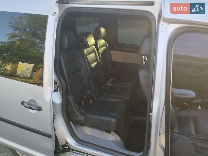 Минивэн Volkswagen Caddy 2009 в Запорожье
