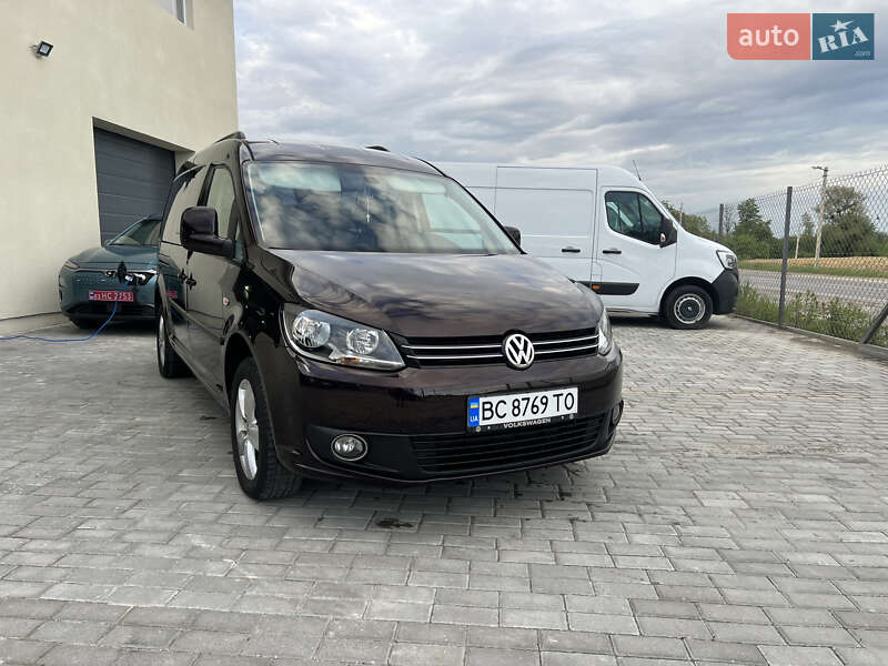 Минивэн Volkswagen Caddy 2010 в Львове