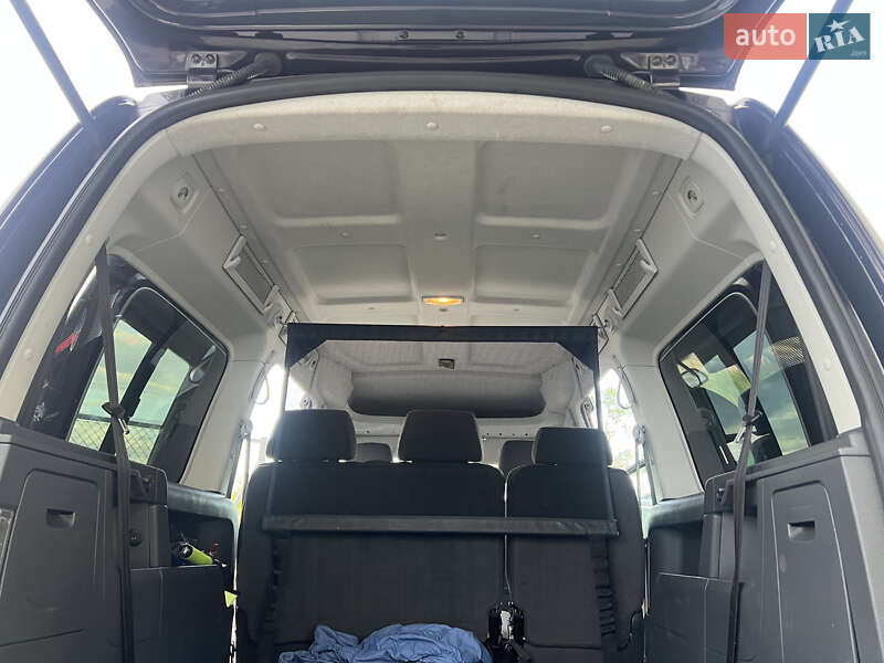 Минивэн Volkswagen Caddy 2010 в Львове