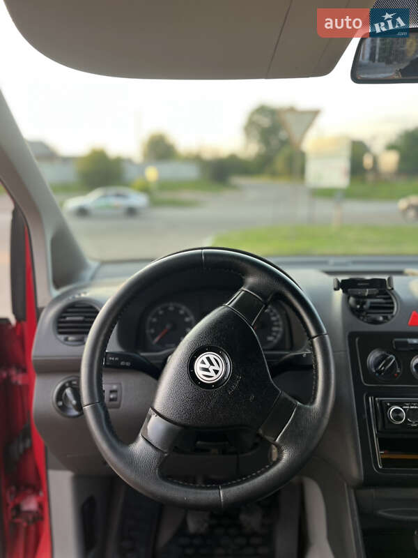 Минивэн Volkswagen Caddy 2007 в Лубнах
