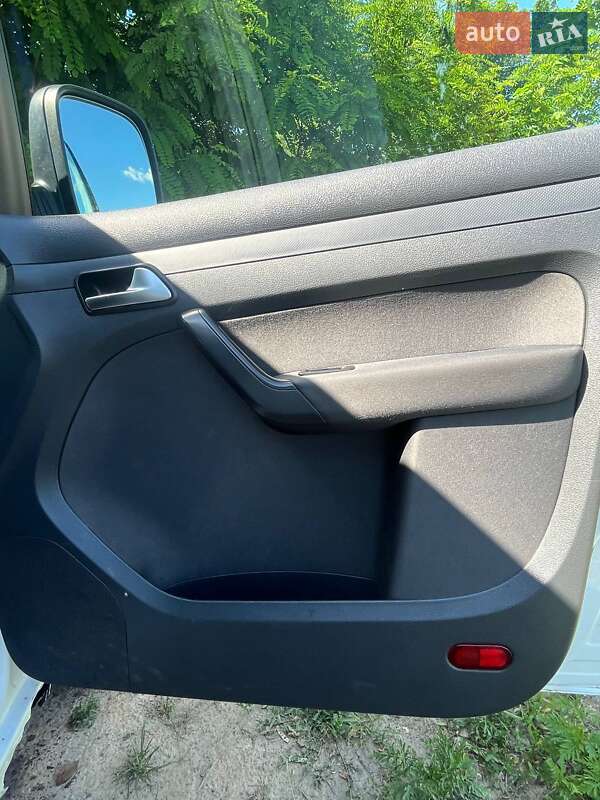 Мінівен Volkswagen Caddy 2007 в Дмитрівці