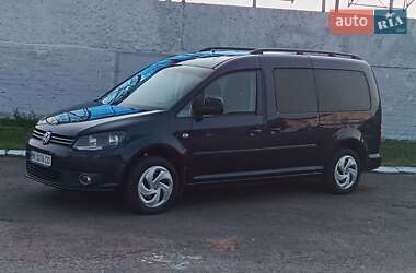 Минивэн Volkswagen Caddy 2011 в 