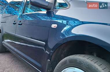 Минивэн Volkswagen Caddy 2011 в 