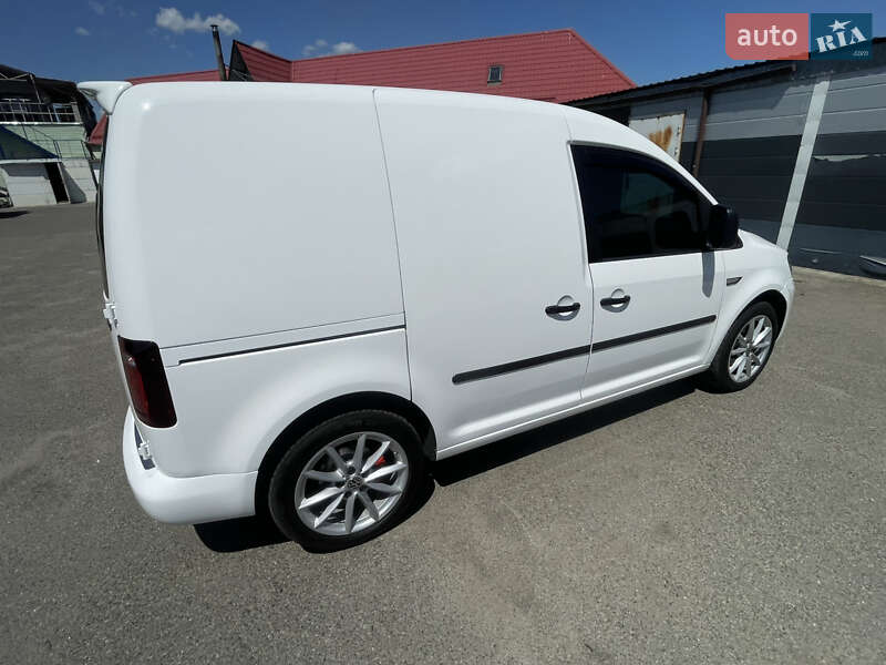 Грузовой фургон Volkswagen Caddy 2013 в Киеве