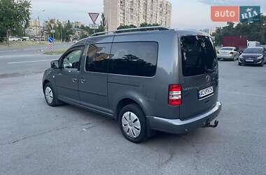 Минивэн Volkswagen Caddy 2011 в 
