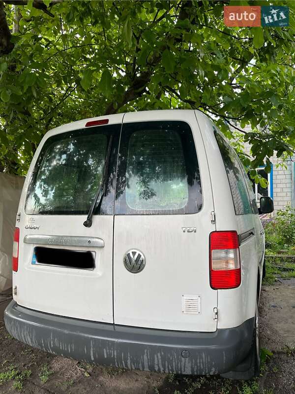 Минивэн Volkswagen Caddy 2009 в Чернобае