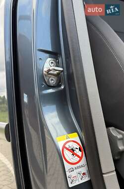 Минивэн Volkswagen Caddy 2010 в 