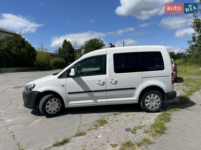 Минивэн Volkswagen Caddy 2010 в Славуте