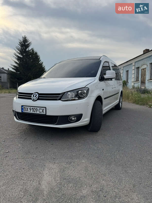 Минивэн Volkswagen Caddy 2014 в Хмельницком