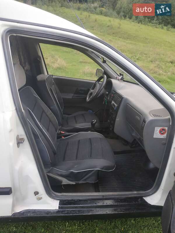 Пикап Volkswagen Caddy 1998 в Львове