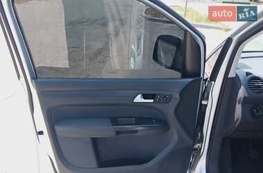 Минивэн Volkswagen Caddy 2011 в 