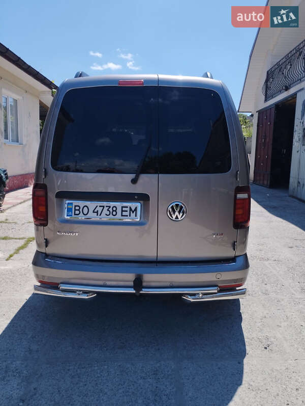 Мінівен Volkswagen Caddy 2017 в Теребовлі