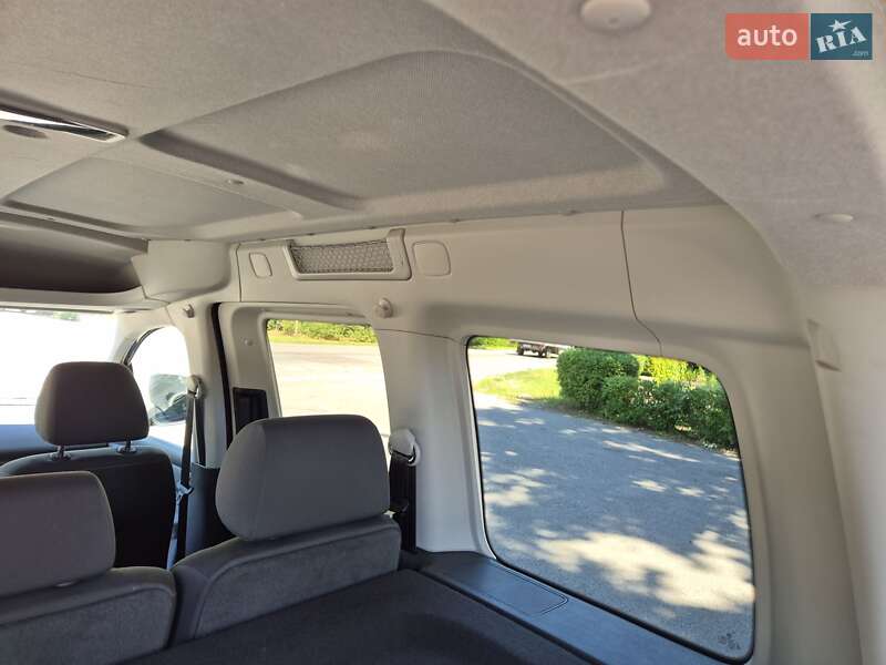 Минивэн Volkswagen Caddy 2012 в Полтаве