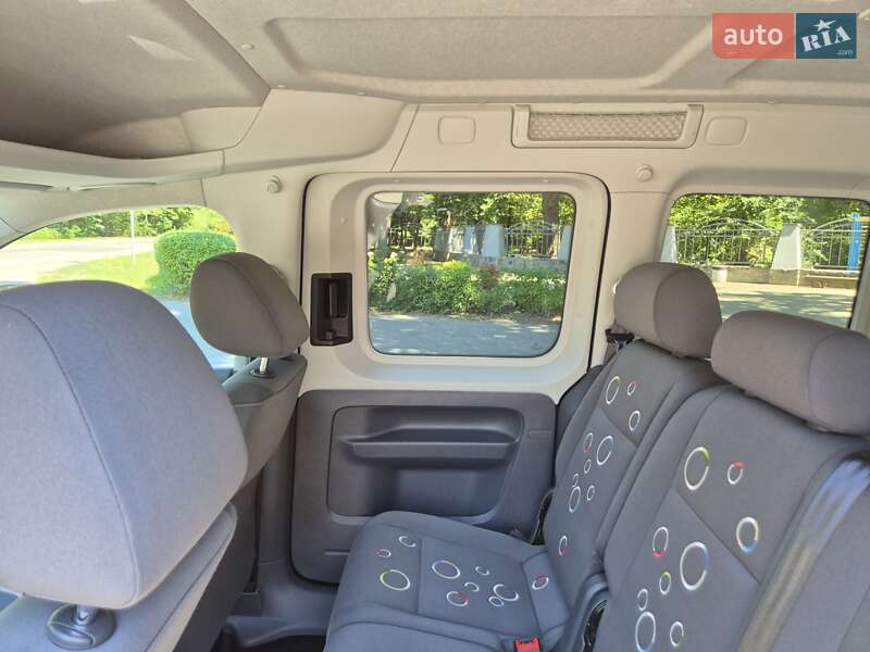 Минивэн Volkswagen Caddy 2012 в Полтаве