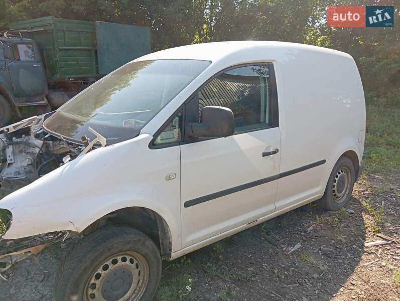 Грузовой фургон Volkswagen Caddy 2006 в Шостке