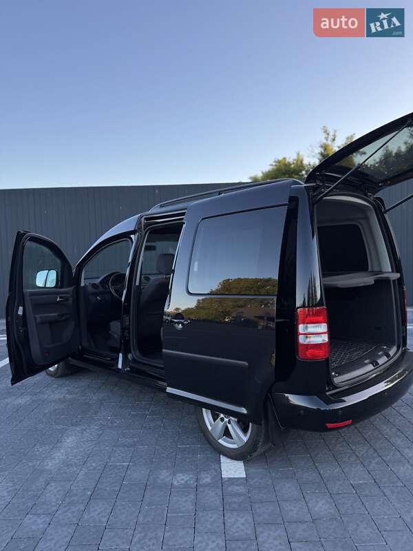Минивэн Volkswagen Caddy 2013 в Самборе