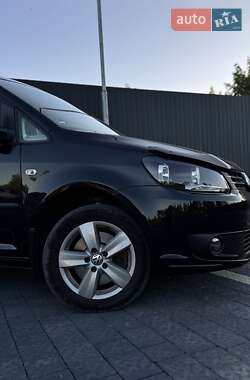 Минивэн Volkswagen Caddy 2013 в 