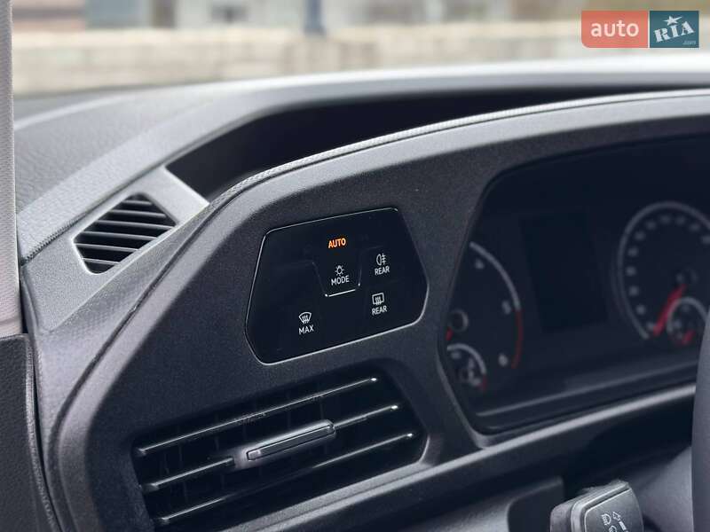 Грузовой фургон Volkswagen Caddy 2021 в Киеве