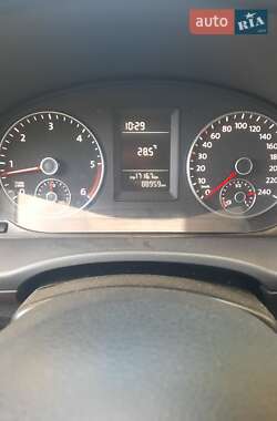 Минивэн Volkswagen Caddy 2011 в 