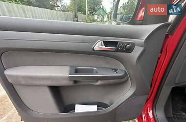 Минивэн Volkswagen Caddy 2012 в 