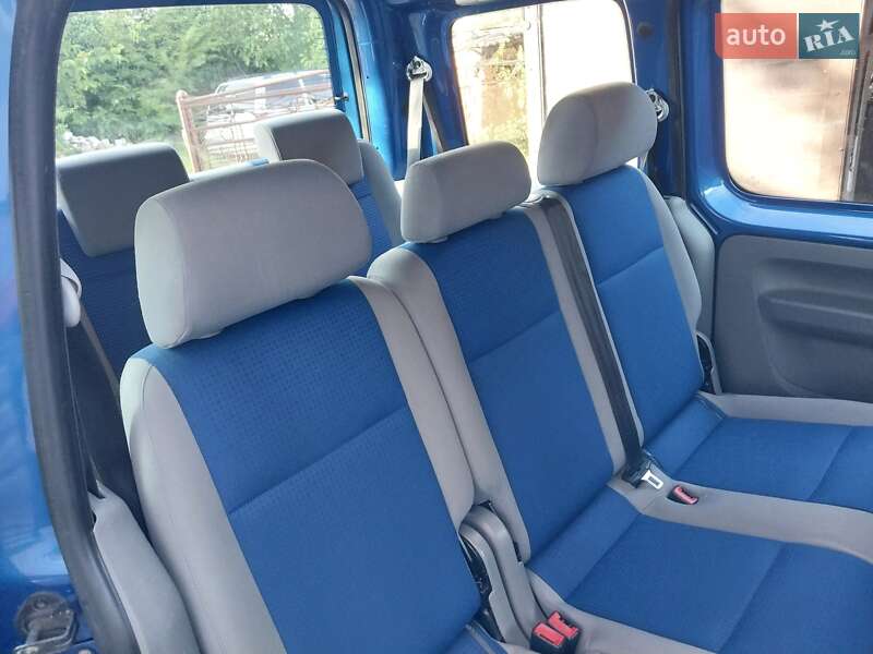 Минивэн Volkswagen Caddy 2009 в Ходорове