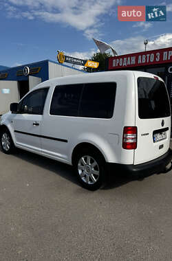 Мінівен Volkswagen Caddy 2011 в 