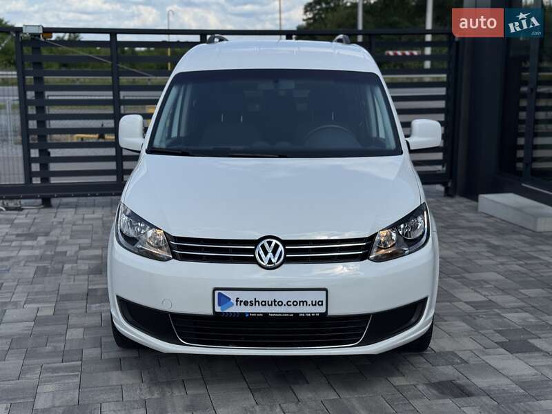 Минивэн Volkswagen Caddy 2014 в Ровно