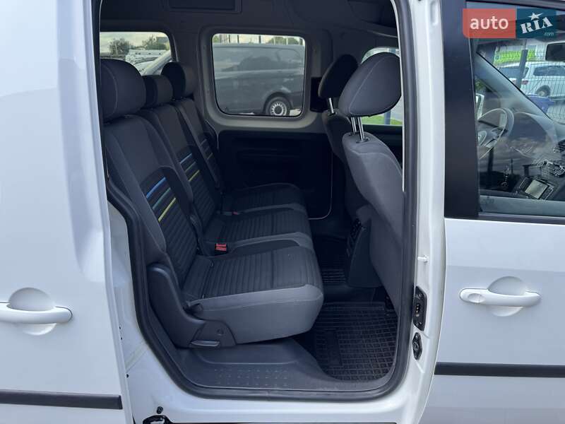 Минивэн Volkswagen Caddy 2014 в Ровно