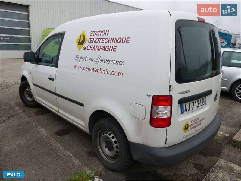 Минивэн Volkswagen Caddy 2010 в Киеве