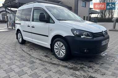 Мінівен Volkswagen Caddy 2012 в Іршаві
