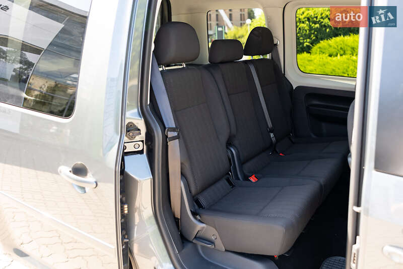 Минивэн Volkswagen Caddy 2016 в Луцке