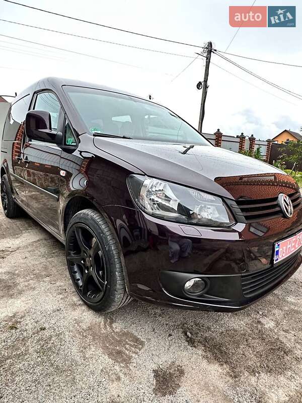 Минивэн Volkswagen Caddy 2014 в 