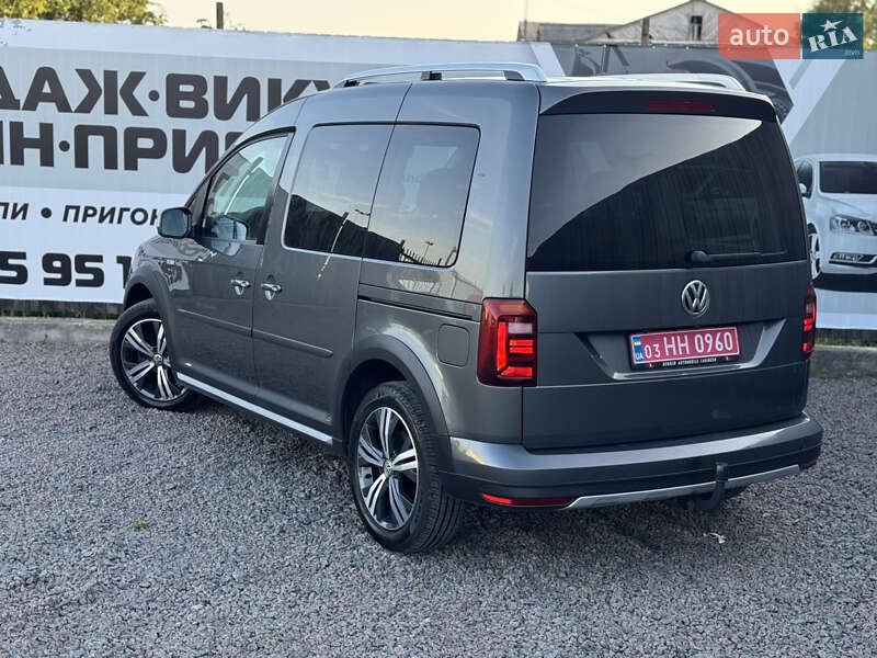 Мінівен Volkswagen Caddy 2017 в Сарнах
