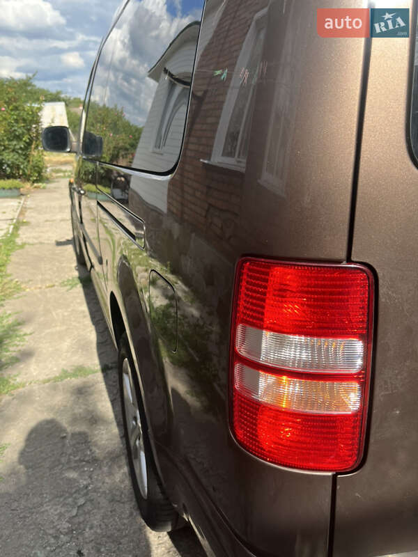 Мінівен Volkswagen Caddy 2012 в Долинській