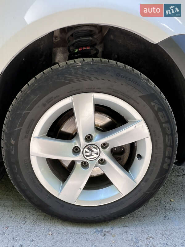Минивэн Volkswagen Caddy 2014 в Умани