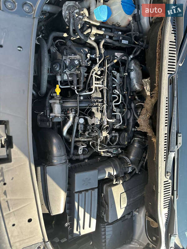 Мінівен Volkswagen Caddy 2013 в Кривому Розі