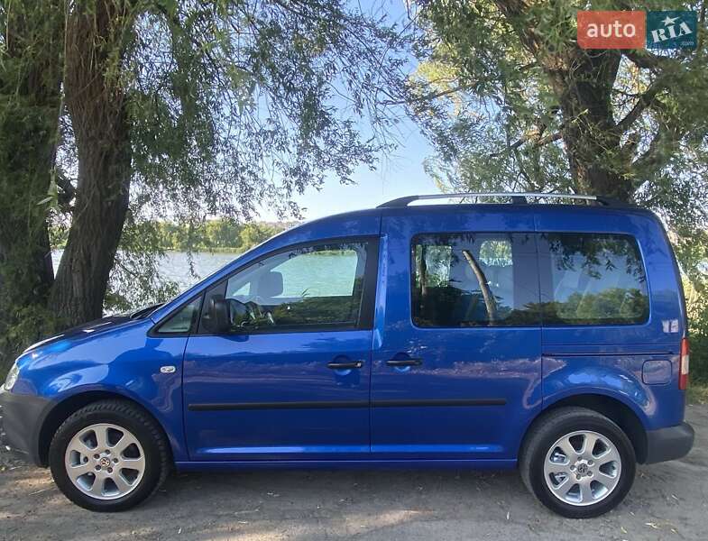 Минивэн Volkswagen Caddy 2005 в 