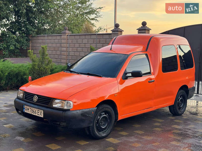 Грузовой фургон Volkswagen Caddy 1999 в 