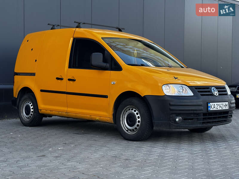 Грузовой фургон Volkswagen Caddy 2006 в Киеве