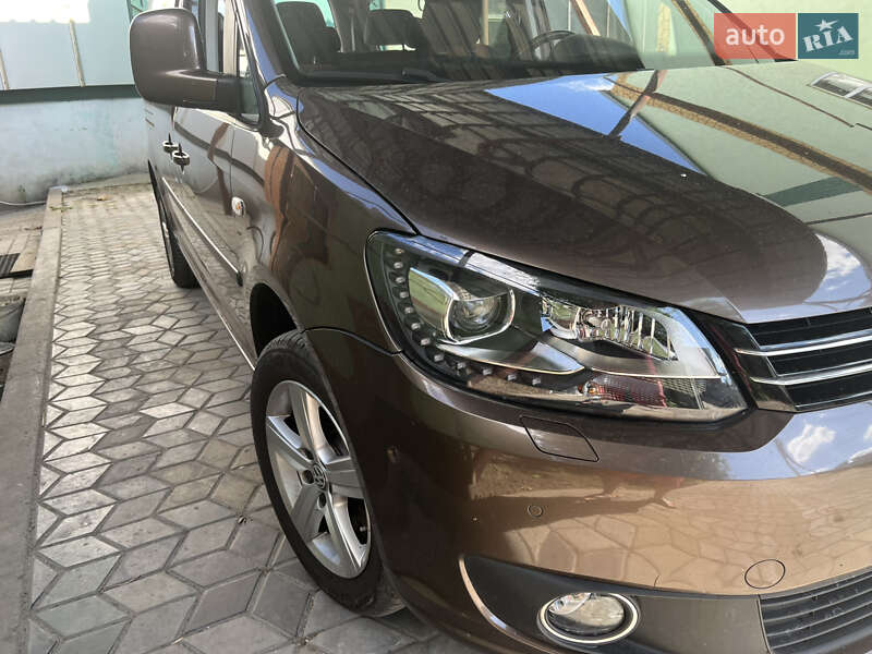 Мінівен Volkswagen Caddy 2012 в Долинській