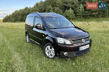 Мінівен Volkswagen Caddy 2011 в Радивиліві