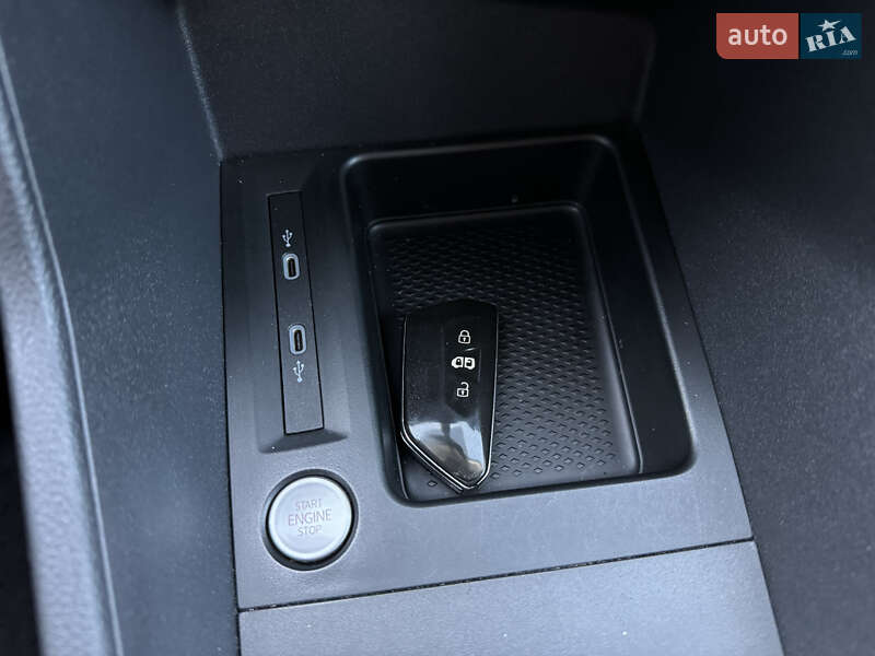 Вантажний фургон Volkswagen Caddy 2024 в Житомирі