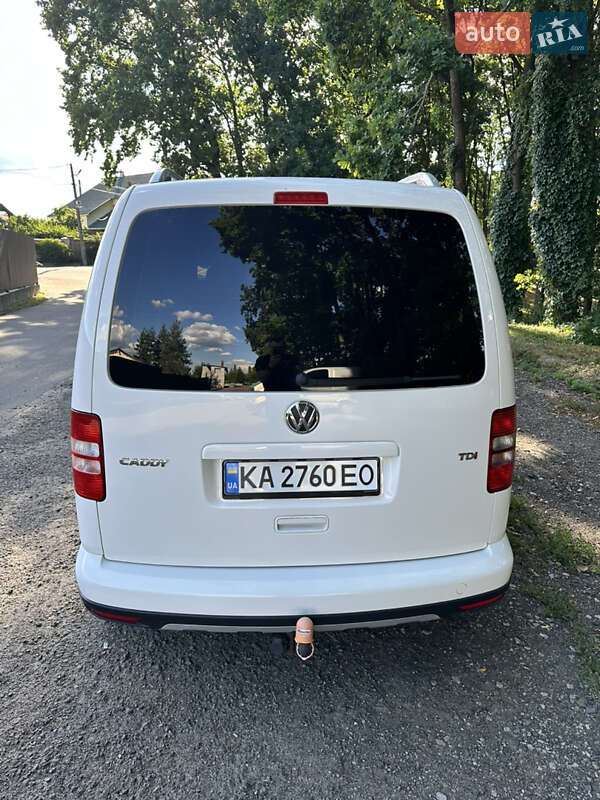 Минивэн Volkswagen Caddy 2015 в Киеве